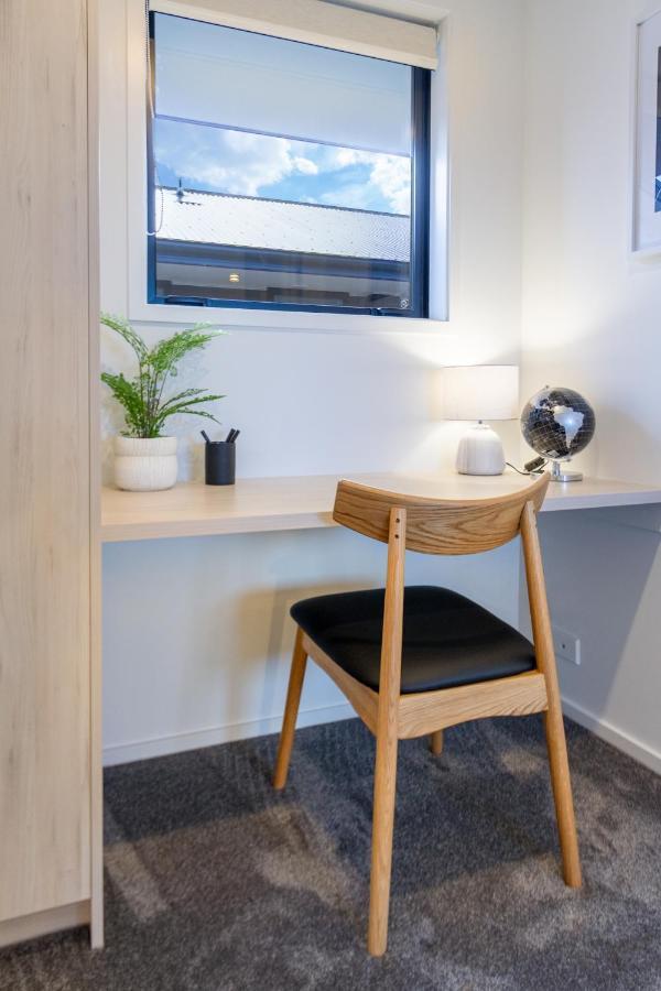 1 Bedroom 1 Bath, Executive Escape, Northlands Mall Christchurch Zewnętrze zdjęcie